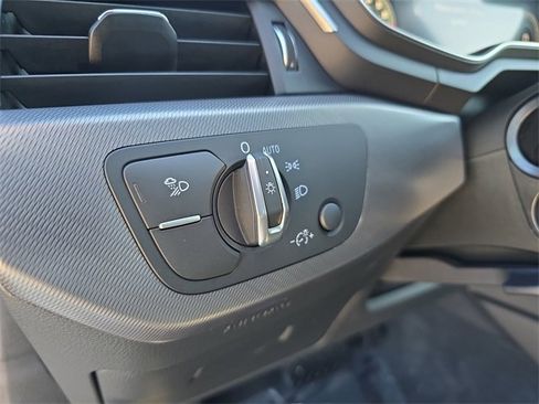 Used 2023 Audi A4 2.0T Premium Plus image 28