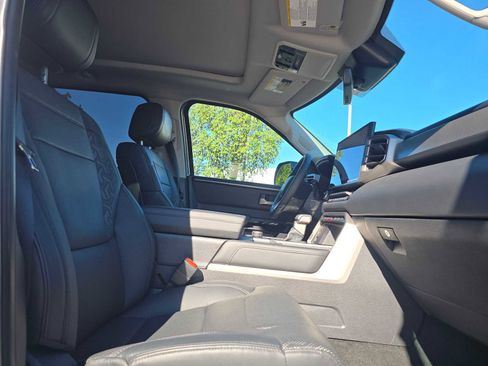 Used 2024 Toyota Tundra Limited image 11