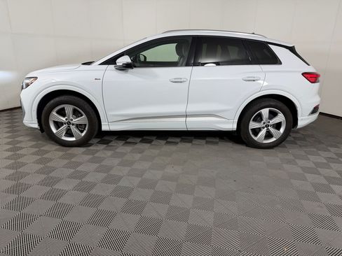 Used 2024 Audi Q4 e-tron Premium Plus w/ Premium Plus AWD/4WD image 2