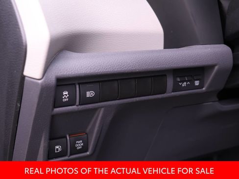 Certified 2024 Toyota Sienna LE FWD image 16