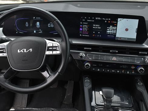 Used 2025 Kia Telluride S AWD/4WD image 15