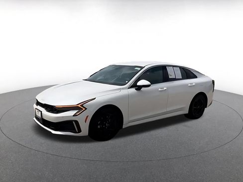 Used 2025 Kia K5 LXS FWD image 8
