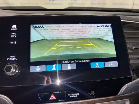 Used 2022 Honda Passport TrailSport image 25