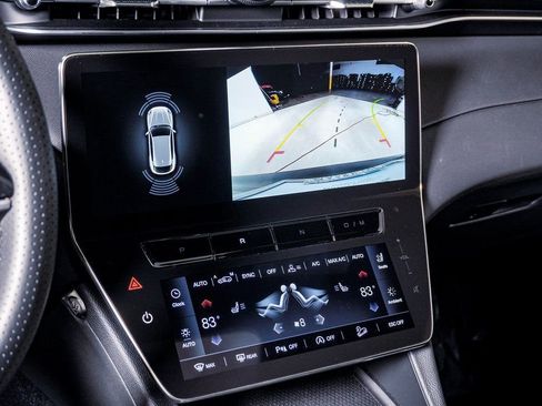 Certified 2024 Maserati Grecale GT image 23