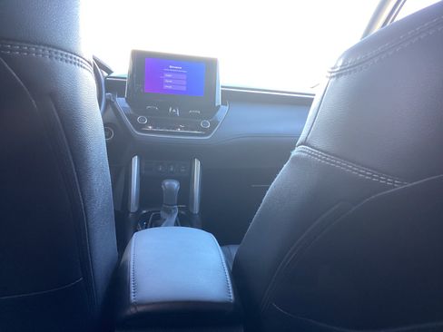 Certified 2023 Toyota Corolla Cross XLE w/ Convenience Package image 18