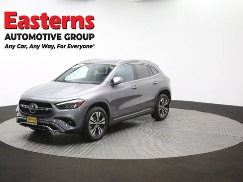 Used 2025 Mercedes-Benz GLA 250 image 52