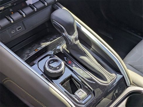 New 2025 Chevrolet Colorado ZR2 w/ Technology Package image 22