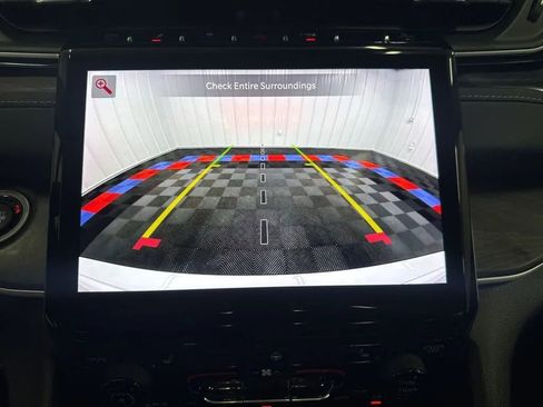 Used 2023 Jeep Grand Cherokee 4WD 4xe image 22