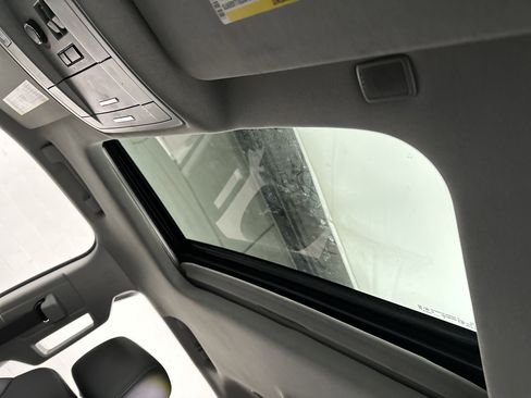 Used 2020 Chevrolet Tahoe LT image 23