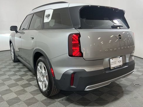 Certified 2025 MINI Cooper Countryman SE image 8