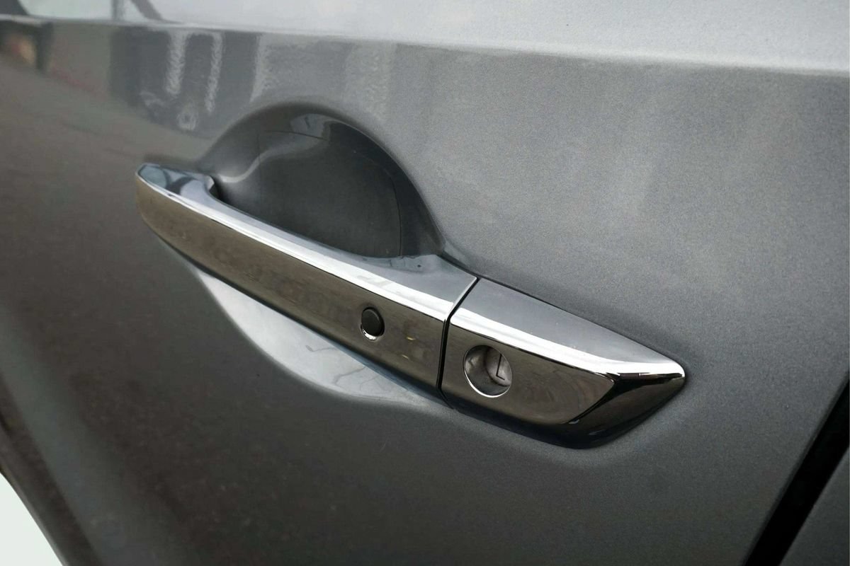 Used 2023 Honda Odyssey Touring image 11