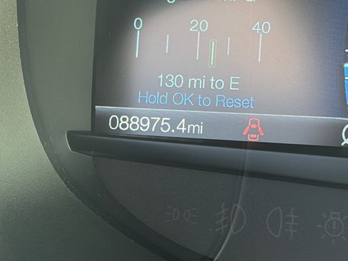 Used 2020 Ford Edge SEL AWD/4WD image 17