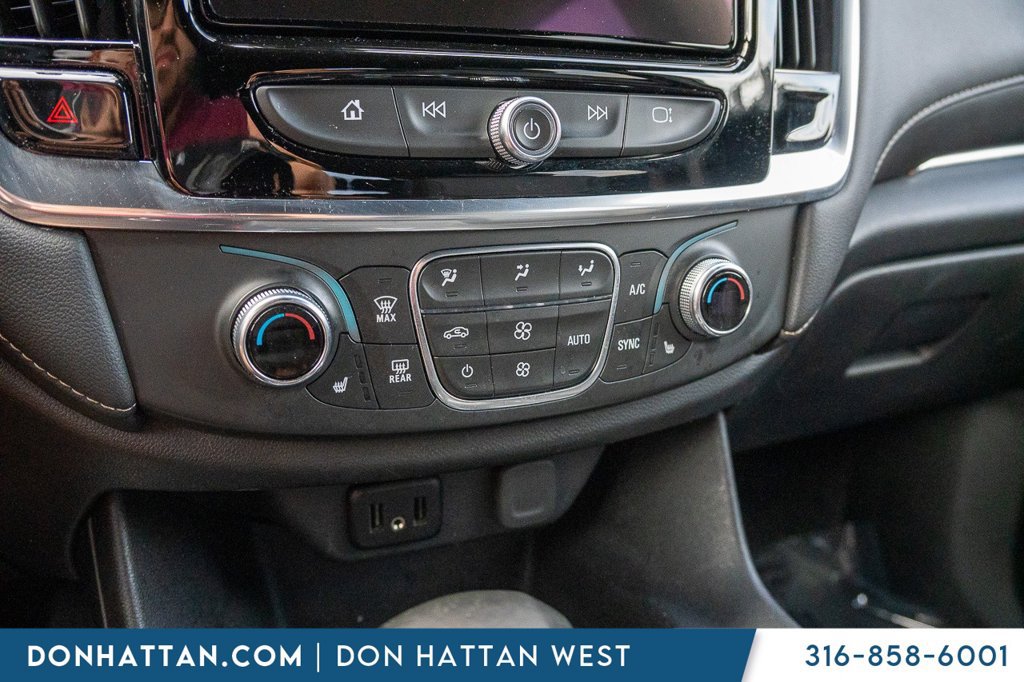 Used 2023 Chevrolet Traverse LT AWD/4WD image 8