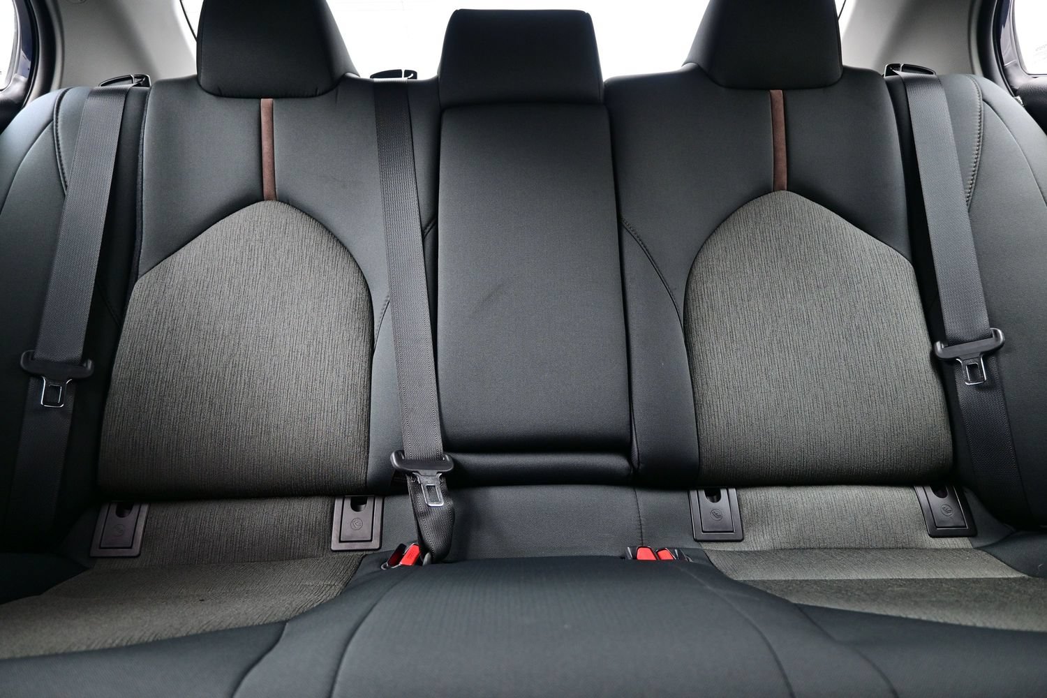 Used 2020 Toyota Camry LE w/ Fleet Convenience Package FWD image 16