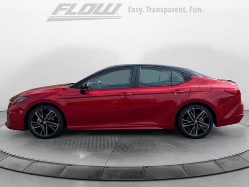 Used 2026 Toyota Camry XSE w/ Premium Plus Package FWD image 4