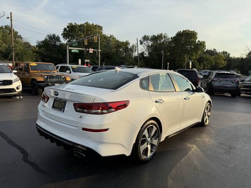Used 2019 Kia Optima S FWD image 8
