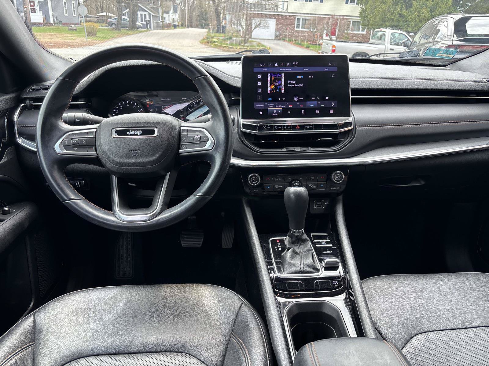 Used 2022 Jeep Compass Limited AWD/4WD image 9