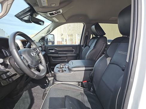 Used 2024 RAM 2500 Laramie w/ Safety Group AWD/4WD image 12