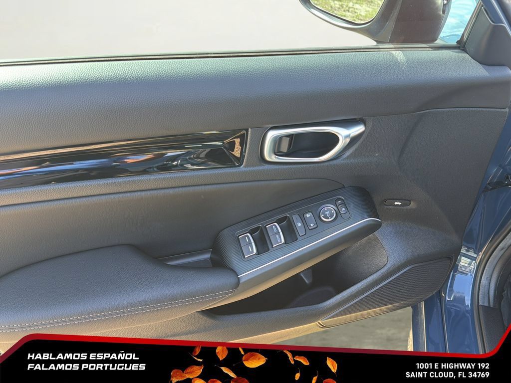 Used 2025 Honda Civic Sport Touring image 11
