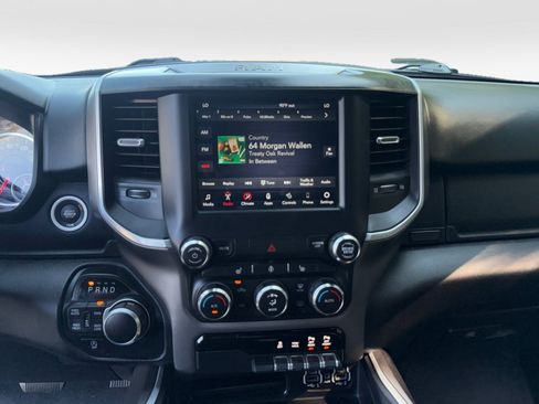 Used 2020 RAM 1500 Big Horn AWD/4WD image 17