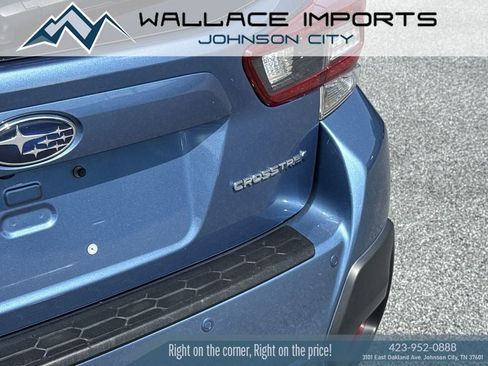 Used 2021 Subaru Crosstrek 2.5i Limited w/ Moonroof Package 2 AWD/4WD image 2
