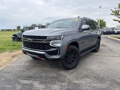 Used 2021 Chevrolet Tahoe Z71 w/ Z71 Signature Package AWD/4WD image 2