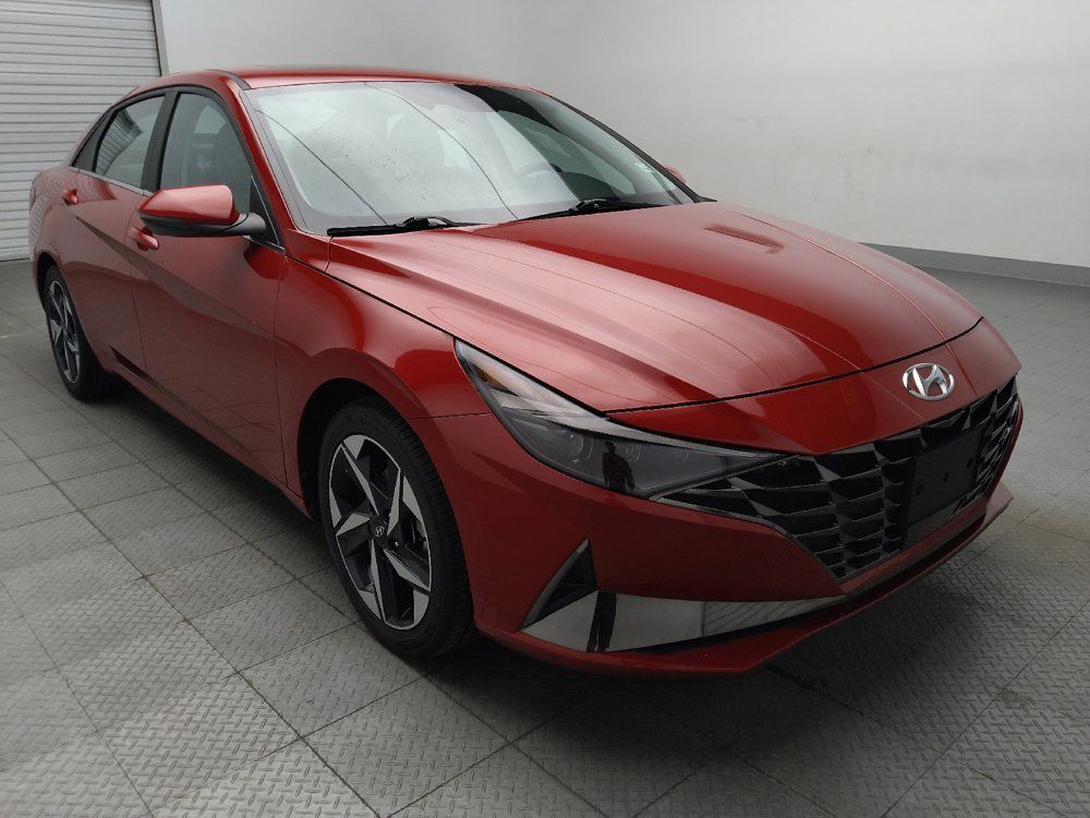Used 2023 Hyundai Elantra Limited FWD image 13
