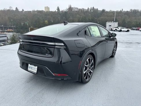 New 2026 Toyota Prius XSE image 3