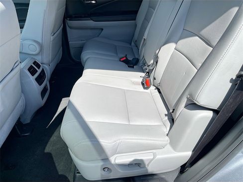Used 2022 Honda Pilot Special Edition image 24