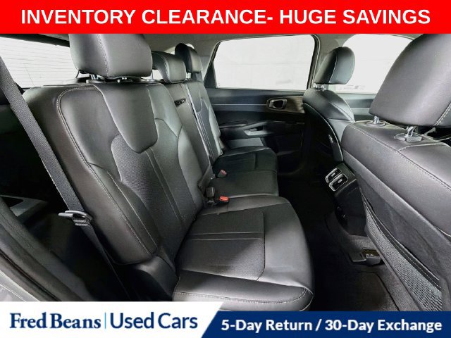 Used 2023 Kia Sorento S AWD/4WD image 34