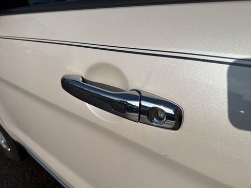 Used 2013 Ford Explorer Limited image 21