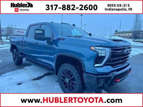 Used 2025 Chevrolet Silverado 2500 LT w/ Trail Boss Package image 1