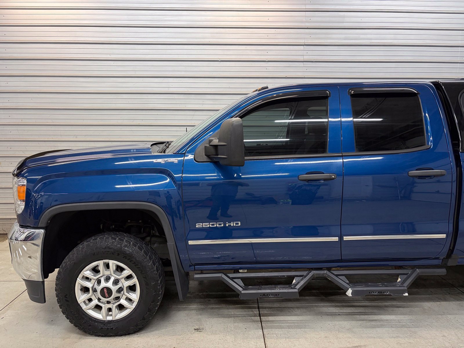 Used 2019 GMC Sierra 2500 4x4 Double Cab image 3