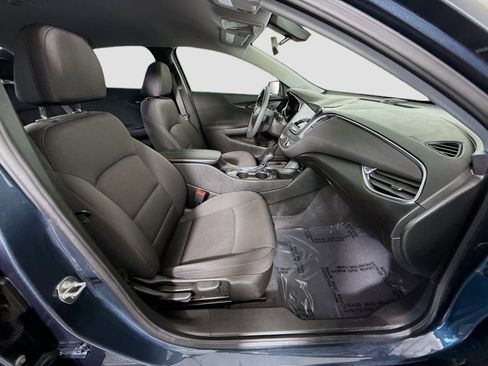 Used 2019 Chevrolet Malibu Hybrid image 29