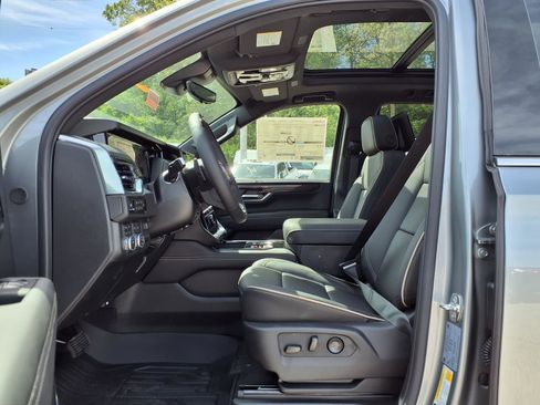 New 2026 GMC Yukon Elevation w/ Elevation Premium Package image 18