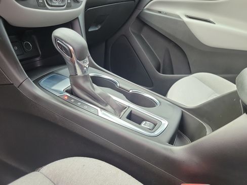Used 2022 Chevrolet Equinox LT FWD image 29