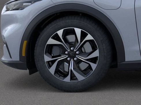 New 2026 Ford Mustang Mach-E Select image 19