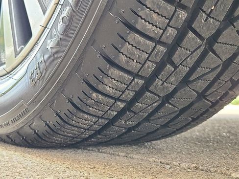 Used 2020 Nissan Pathfinder Platinum image 14