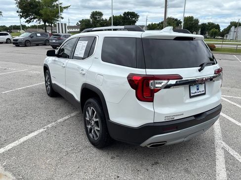 Used 2023 GMC Acadia SLT FWD image 19