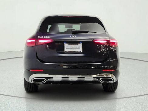 Used 2024 Mercedes-Benz GLC 300 image 6