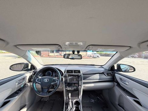 Used 2017 Toyota Camry XLE FWD image 25