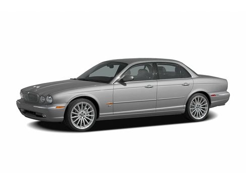 Used 2005 Jaguar XJ8 RWD image 1