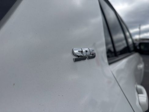 Used 2024 Toyota 4Runner SR5 Premium image 7