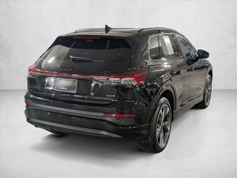 Used 2024 Audi Q4 e-tron Premium Plus w/ Premium Plus image 5