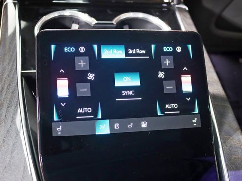 Used 2025 Cadillac Escalade IQ Sport 2 AWD/4WD image 33