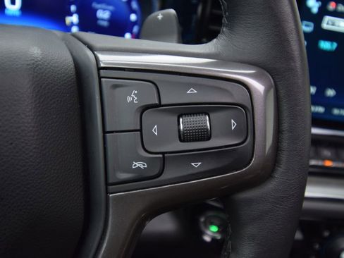 Used 2023 Chevrolet Silverado 1500 ZR2 image 39