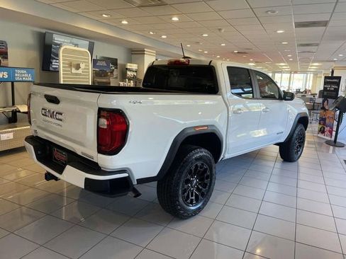 New 2026 GMC Canyon Elevation w/ Convenience Package image 2