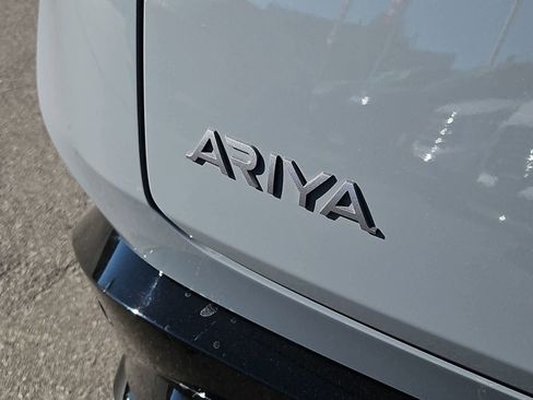 Used 2023 Nissan Ariya image 13