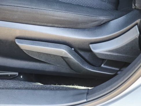 Used 2018 Subaru Impreza 2.0i AWD/4WD image 24