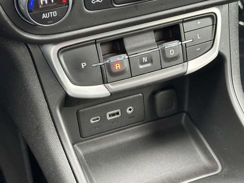 Certified 2023 GMC Terrain SLE w/ Driver Convenience Package image 28